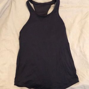 Lululemon tank with phone holder